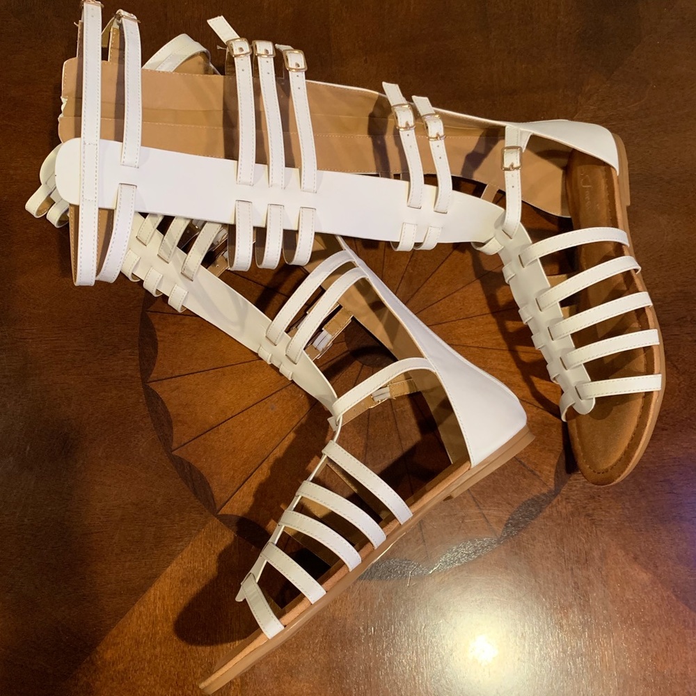 Forever Savannah Gladiator sandal white NIB! - Picture 1 of 7